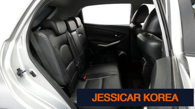 2014 KG Mobility New Korando C - Thumbnail 6
