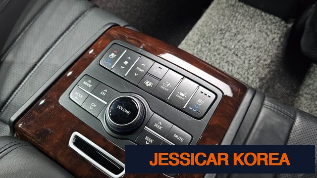 2012 Hyundai Equus (new model) - Thumbnail 16