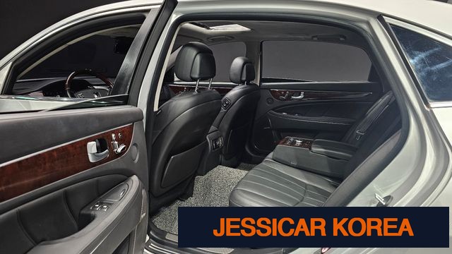 2012 Hyundai Equus (new model) - Thumbnail 18