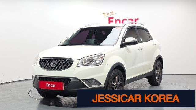 2011 KG Mobility Korando C - Thumbnail 3