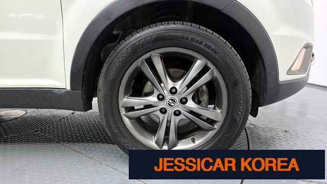 2011 KG Mobility Korando C - Thumbnail 4