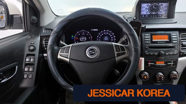 2011 KG Mobility Korando C - Thumbnail 13