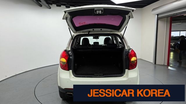 2011 KG Mobility Korando C - Thumbnail 20