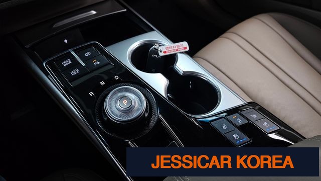2023 Kia K8 Hybrid - Thumbnail 7