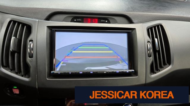 2011 Kia Sportage R - Thumbnail 8