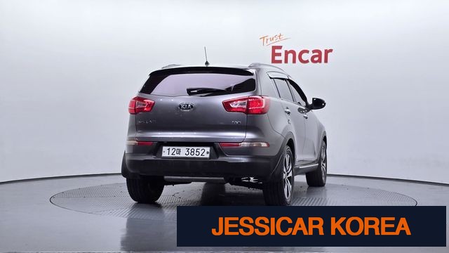 2011 Kia Sportage R - Thumbnail 15