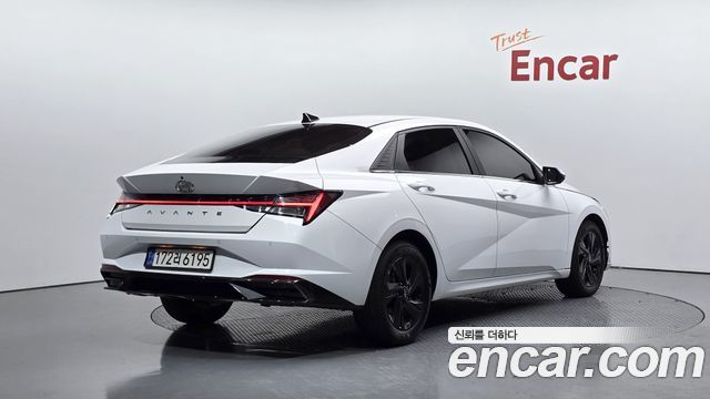 2021 Hyundai 아반떼 (CN7) - Thumbnail 3