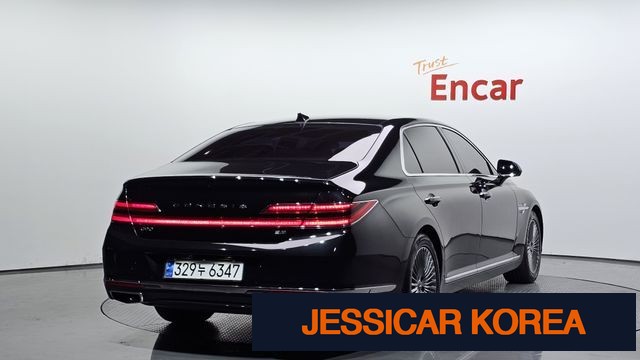 2019 Genesis G90 - Thumbnail 11