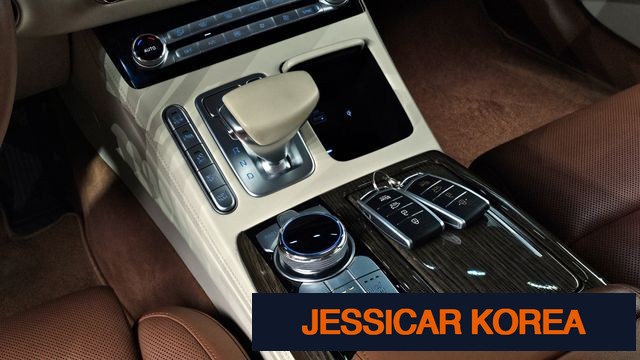 2019 Genesis G90 - Thumbnail 16