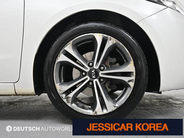 2015 Kia K3 - Thumbnail 5