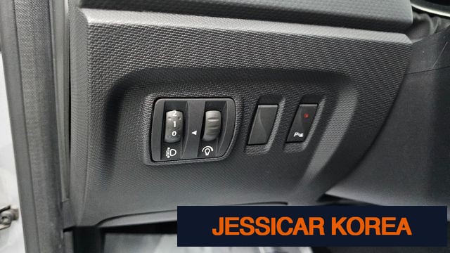 2014 Renault Korea QM3 - Thumbnail 9