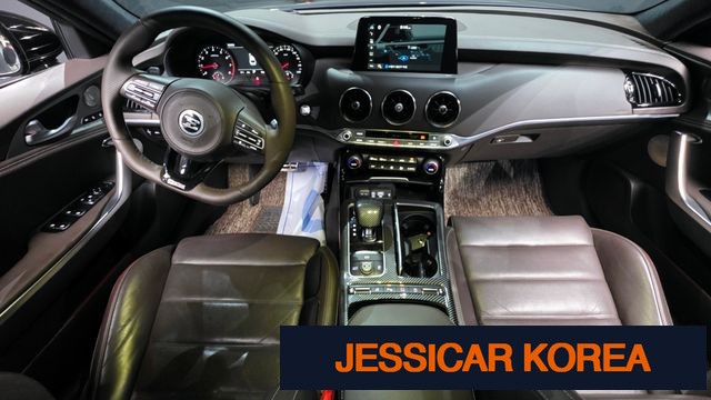 2019 Kia Stinger - Thumbnail 11