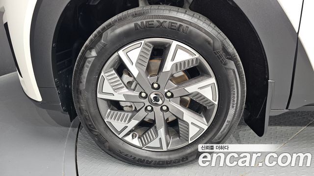 2024 KG Mobility 토레스 EVX - Thumbnail 17