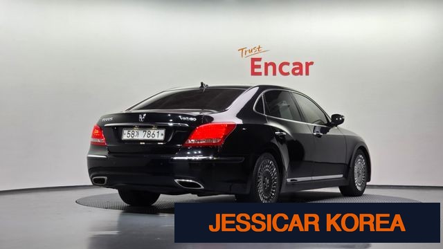 2012 Hyundai Equus (new model) - Thumbnail 3
