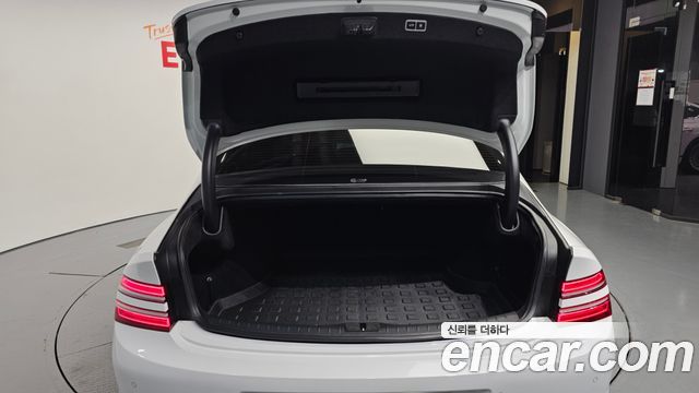 2024 Genesis G80 (RG3) - Thumbnail 20
