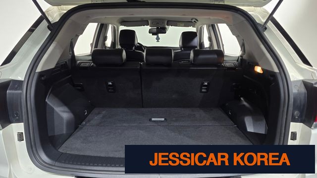2022 KG Mobility Beautiful Korando - Thumbnail 2