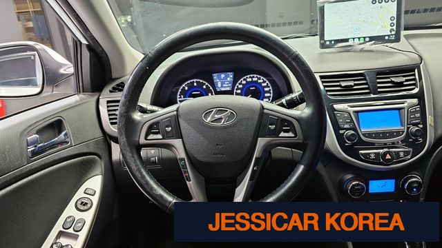 2015 Hyundai Accent (new model) - Thumbnail 8