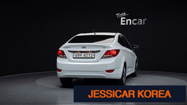 2015 Hyundai Accent (new model) - Thumbnail 10
