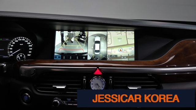 2016 Genesis EQ900 - Thumbnail 7