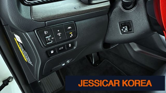 2020 Kia K7 Premier - Thumbnail 17