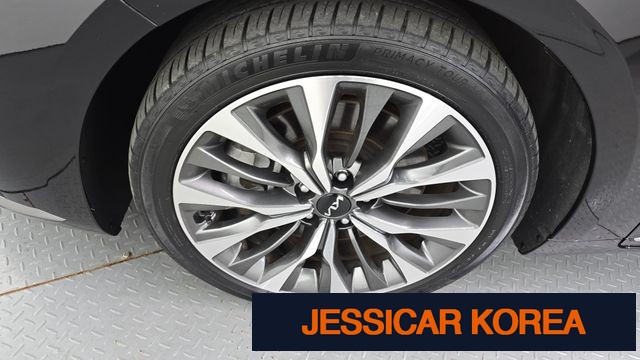 2022 Kia K8 - Thumbnail 9