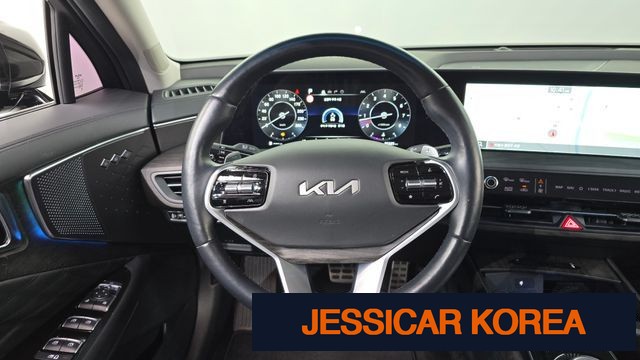 2022 Kia K8 - Thumbnail 10