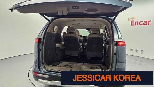 2021 Kia Carnival 4th Gen - Thumbnail 13