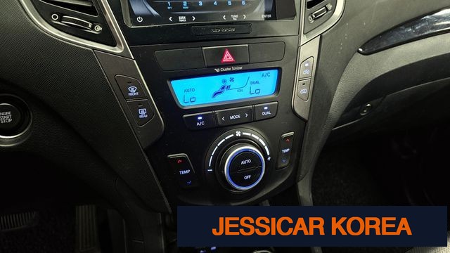 2015 Hyundai Santa Fe DM - Thumbnail 4