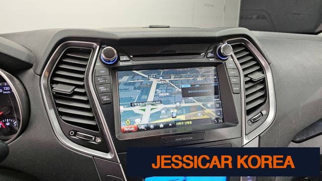 2015 Hyundai Santa Fe DM - Thumbnail 8