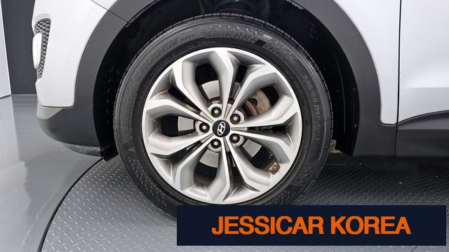 2015 Hyundai Santa Fe DM - Thumbnail 16