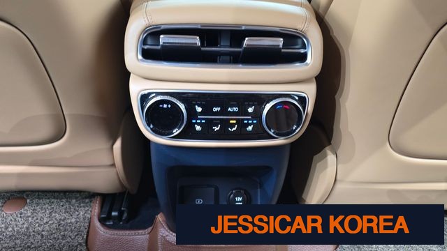 2023 Genesis GV80 - Thumbnail 11