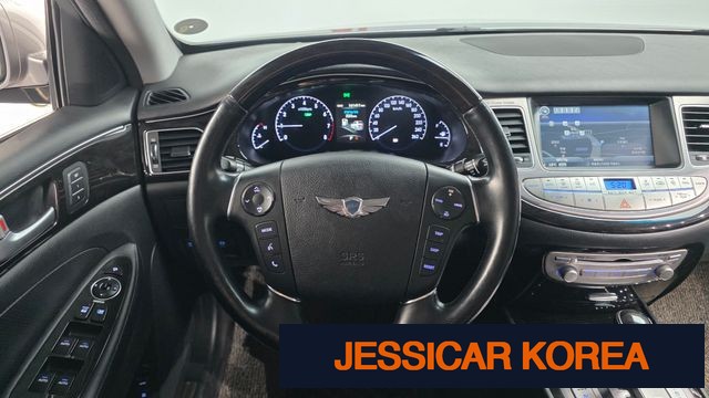 2013 Hyundai Genesis - Thumbnail 7