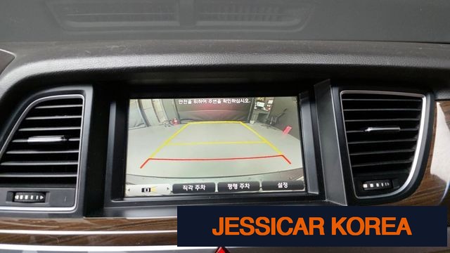 2016 Hyundai Genesis DH - Thumbnail 3