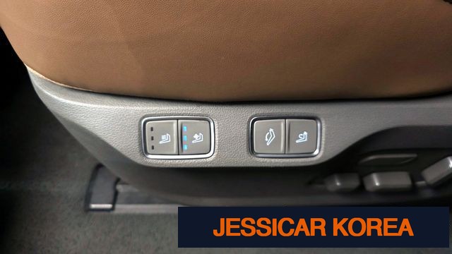 2023 Hyundai Staria - Thumbnail 3