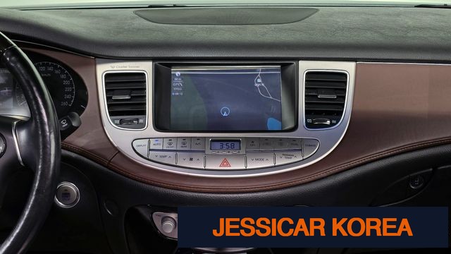 2012 Hyundai Genesis - Thumbnail 15