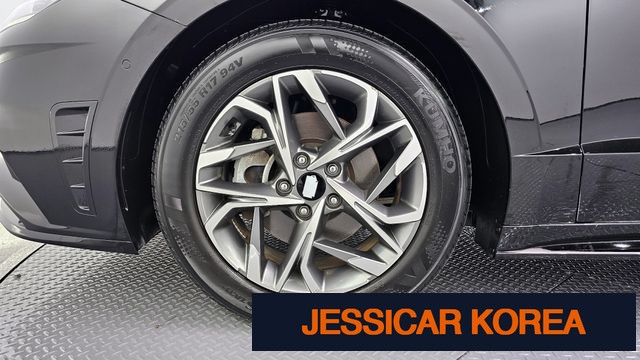 2022 Hyundai Sonata (DN8) - Thumbnail 4