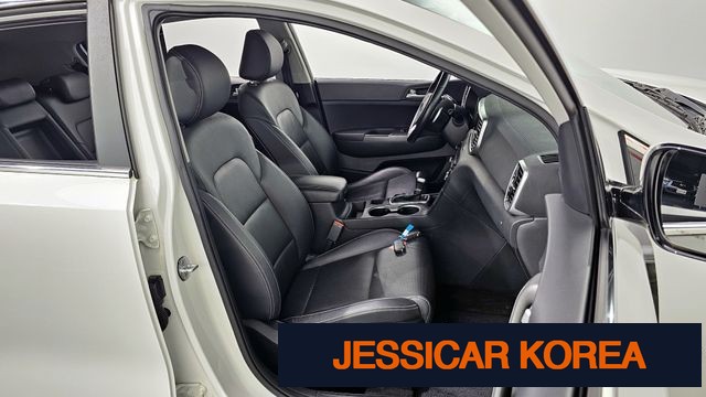2020 Kia Sportage the bold - Thumbnail 8