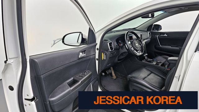 2020 Kia Sportage the bold - Thumbnail 16