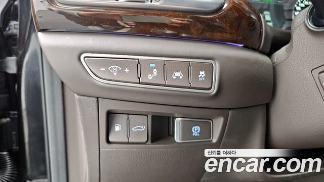 2018 Genesis EQ900 - Thumbnail 8