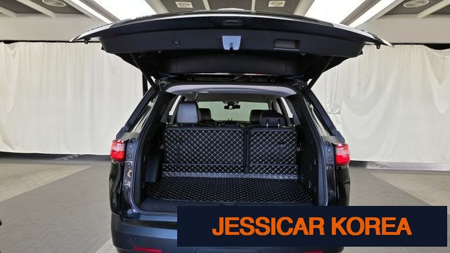 2021 Chevrolet Traverse - Thumbnail 13