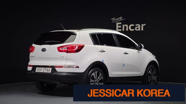 2013 Kia Sportage R - Thumbnail 16