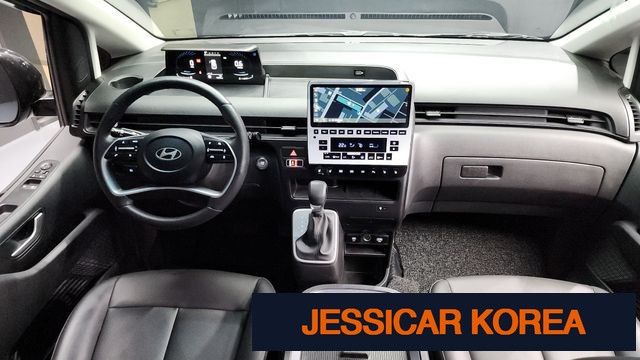 2025 Hyundai Staria - Thumbnail 9