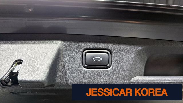 2022 Hyundai Palisade - Thumbnail 2