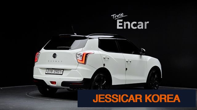 2016 KG Mobility Tivoli - Thumbnail 3