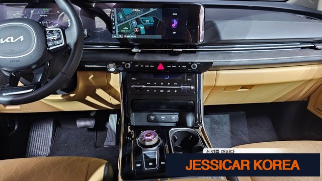 2022 Kia Carnival 4th Gen - Thumbnail 4
