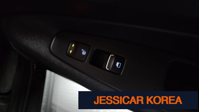 2021 Hyundai The New Santa Fe - Thumbnail 6