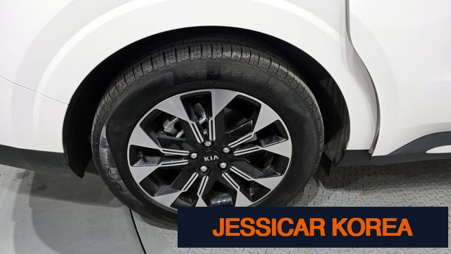 2021 Kia Carnival 4th Gen - Thumbnail 15
