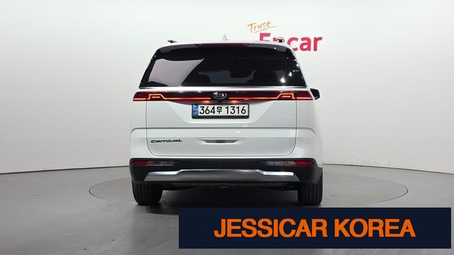 2021 Kia Carnival 4th Gen - Thumbnail 20