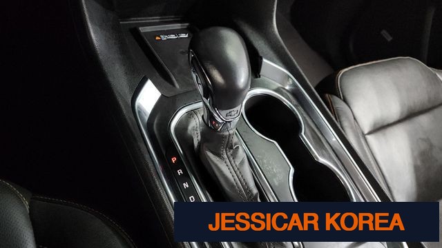 2021 Chevrolet Traverse - Thumbnail 14
