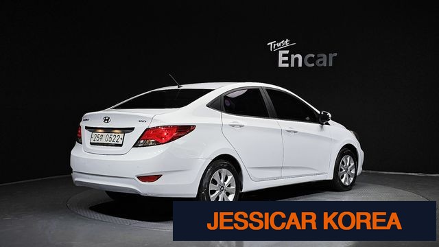 2016 Hyundai Accent (new model) - Thumbnail 14